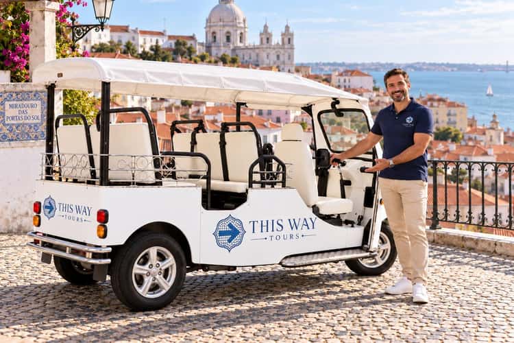 Lisbon Shared Tuk-Tuk Tour of Alfama Graça