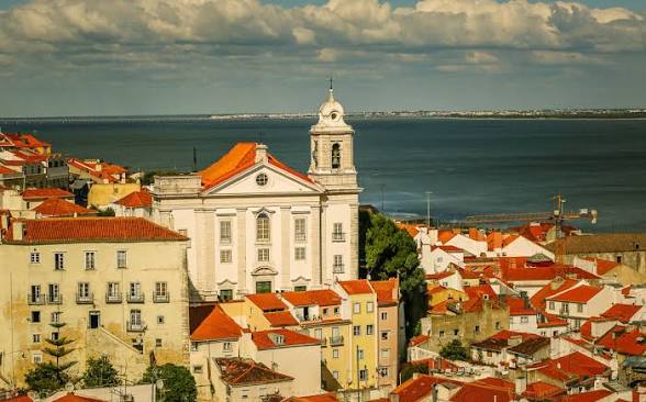 Everything You Need to Know About Visiting Lisbon, Portugal