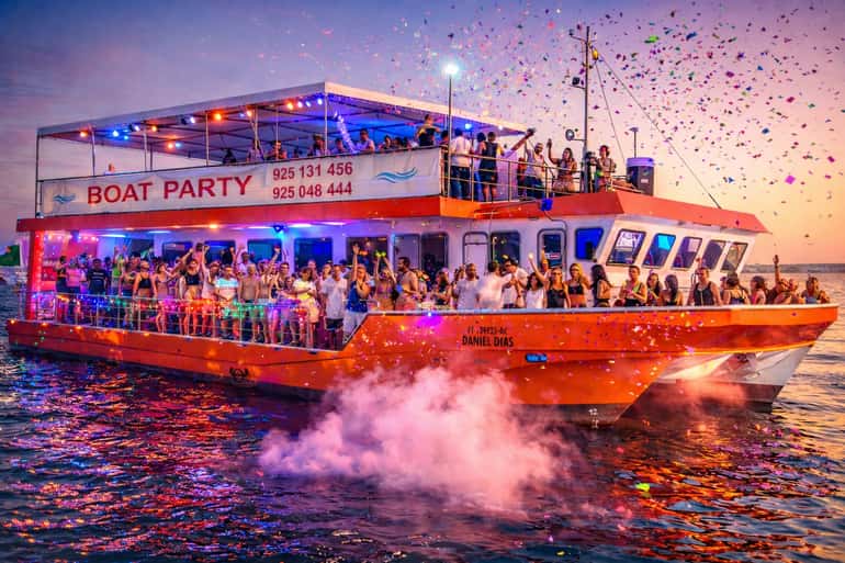 Sunset Boat Party Cruise along the Tagus River.
