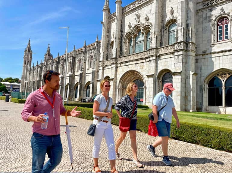  Explore some of the most iconic landmarks of the Belém 