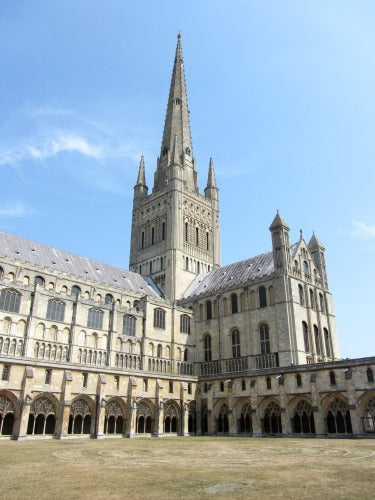 Discover the fascinating history of Norwich Cathedral