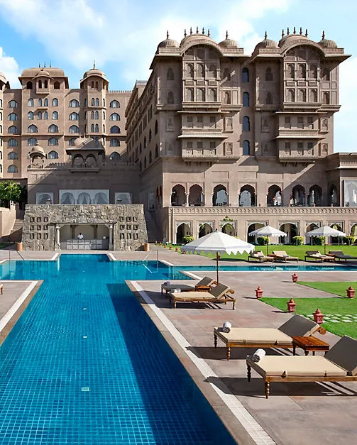 Booking a Luxury Hotel in Jaipur, India: Experience Royal Comfort 