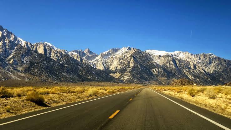 Sierra Nevada Landscapes and Mountain Activities