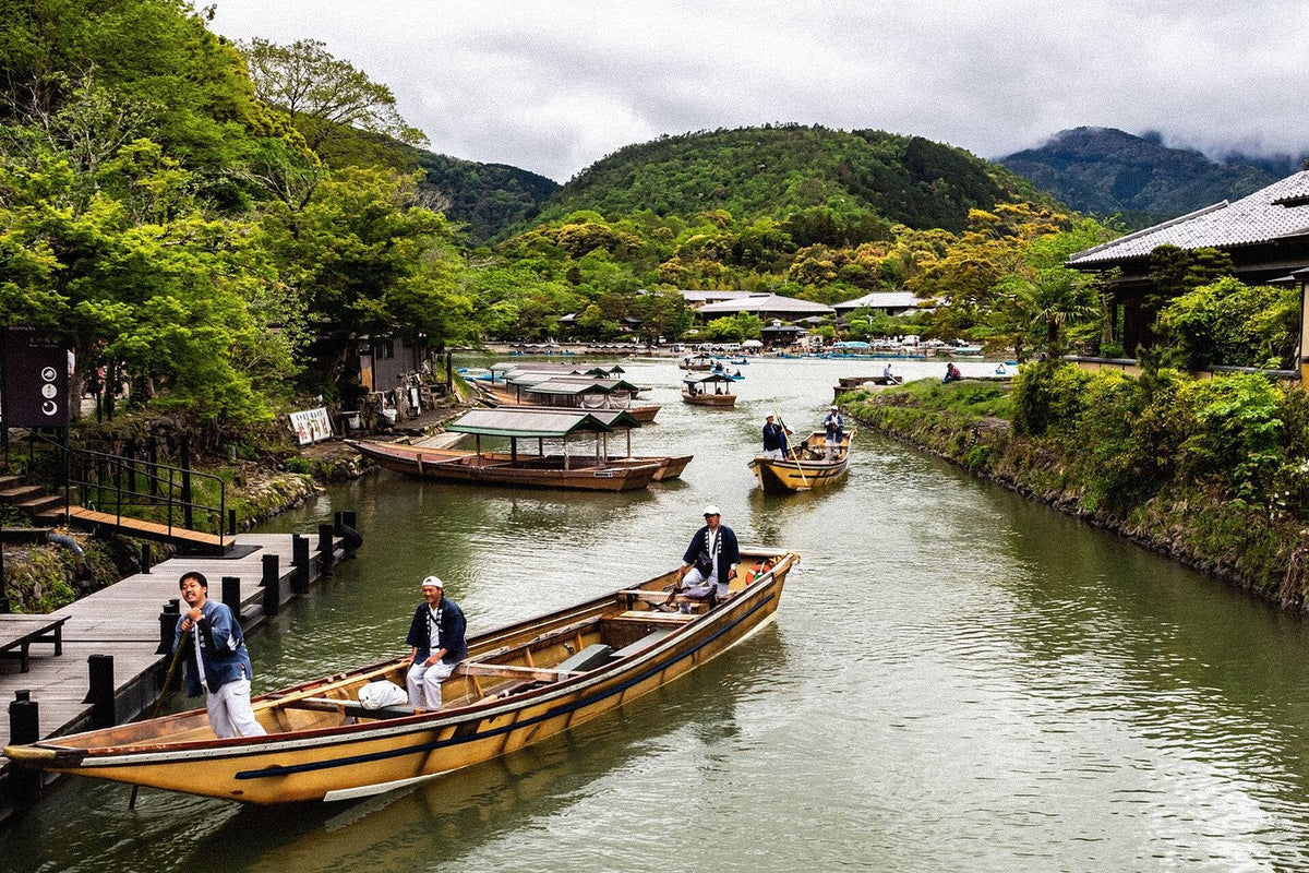 Tokyo, Kyoto, autumn leaves, food, and nature 
