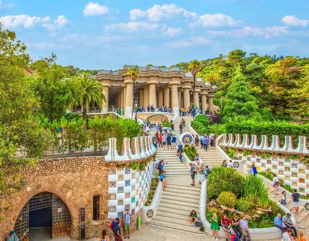 Visit the Garden Complex of Park Güell on Carmel Hill, Barcelona