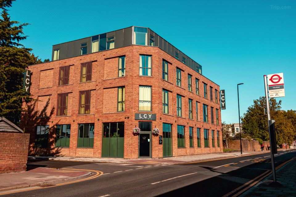 London City Airport Hotel Comfortable Accommodation Near London