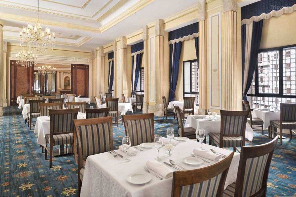 Hotels DAR AL HIJRA IC MADINAH by IHG