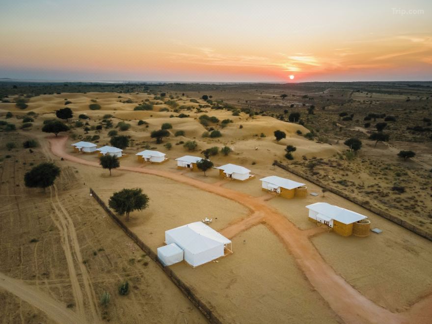 Grand Khalifa Luxury Camp in Jaisalmer,
