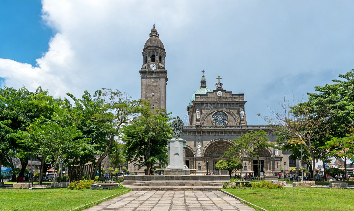 Manila City Tour Manila Bay Cathedrals, and Castles