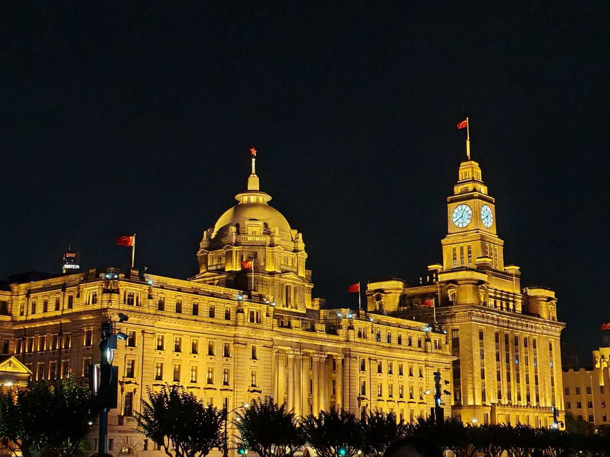 Shanghai must-visit route Oriental Pearl Radio & Television Tower