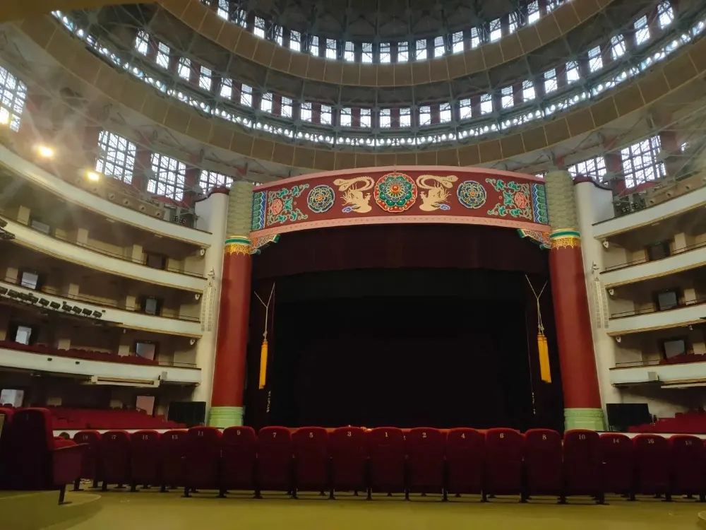 Chongqing 1-Day Tour Yangtze River Cableway Light Rail