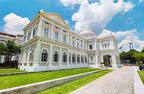Singapore Private Chartered Tour Art Museum Tree Tunnel,