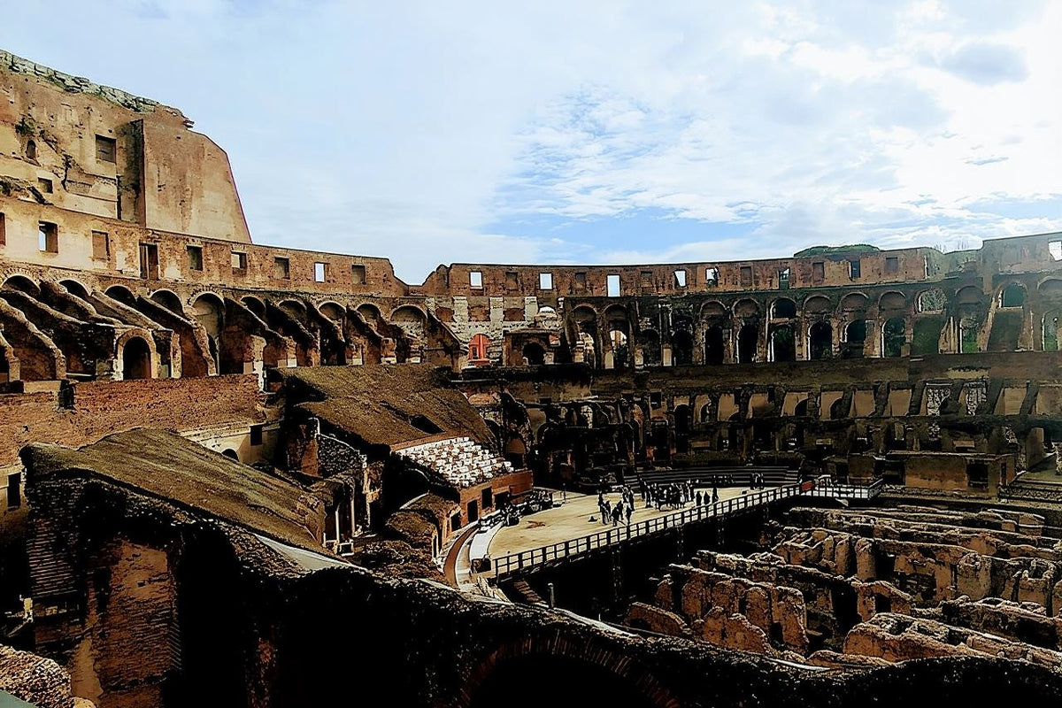 Rome Colosseum Guided Tour with Roman Forum and Palatine Hill