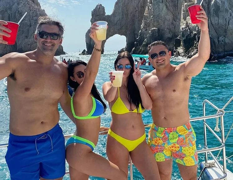 Cabo San Lucas Snorkeling Cruise with Open Bar and Lunch