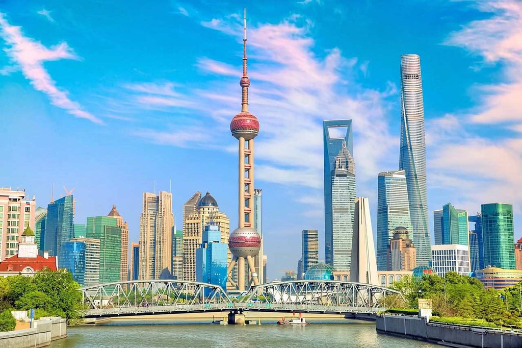 Shanghai must-visit route Oriental Pearl Radio & Television Tower