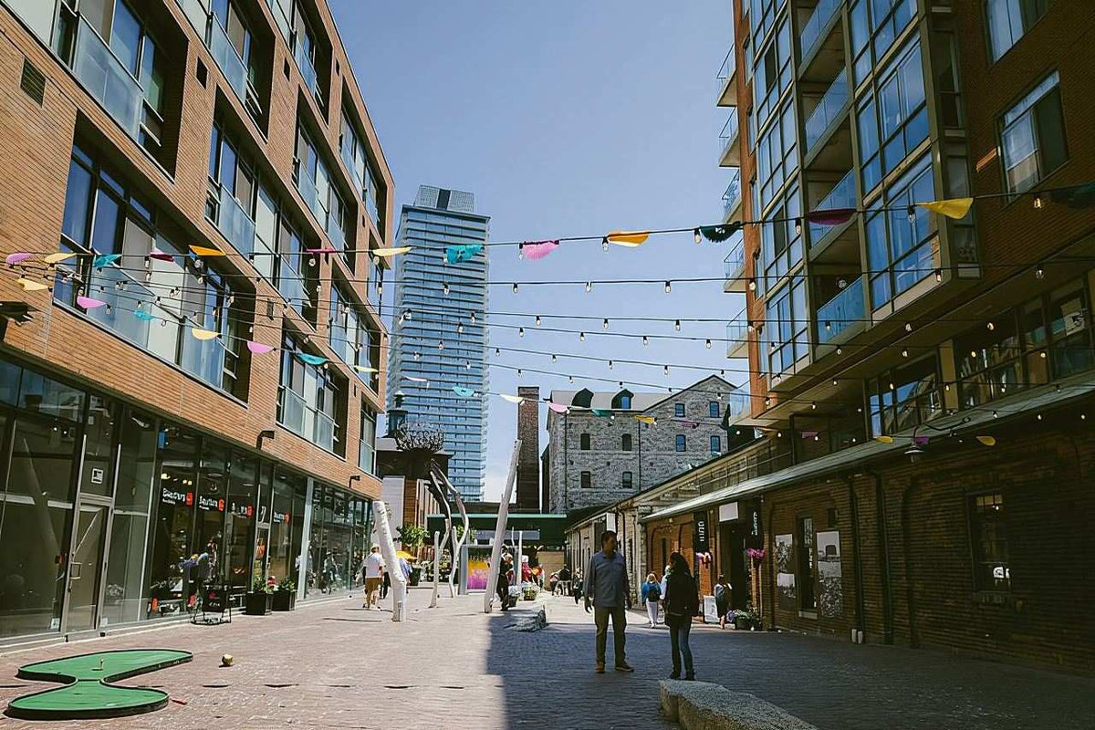 Toronto City, Film Locations and Harbour Day Tour