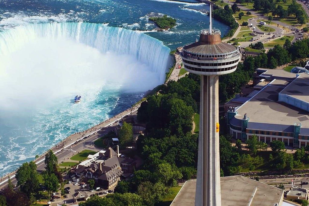 Toronto to Niagara Falls Tour Skip the Line Boat & Journey