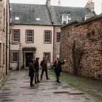 Royal Mile and Edinburgh Castle Small Group Walking Tour