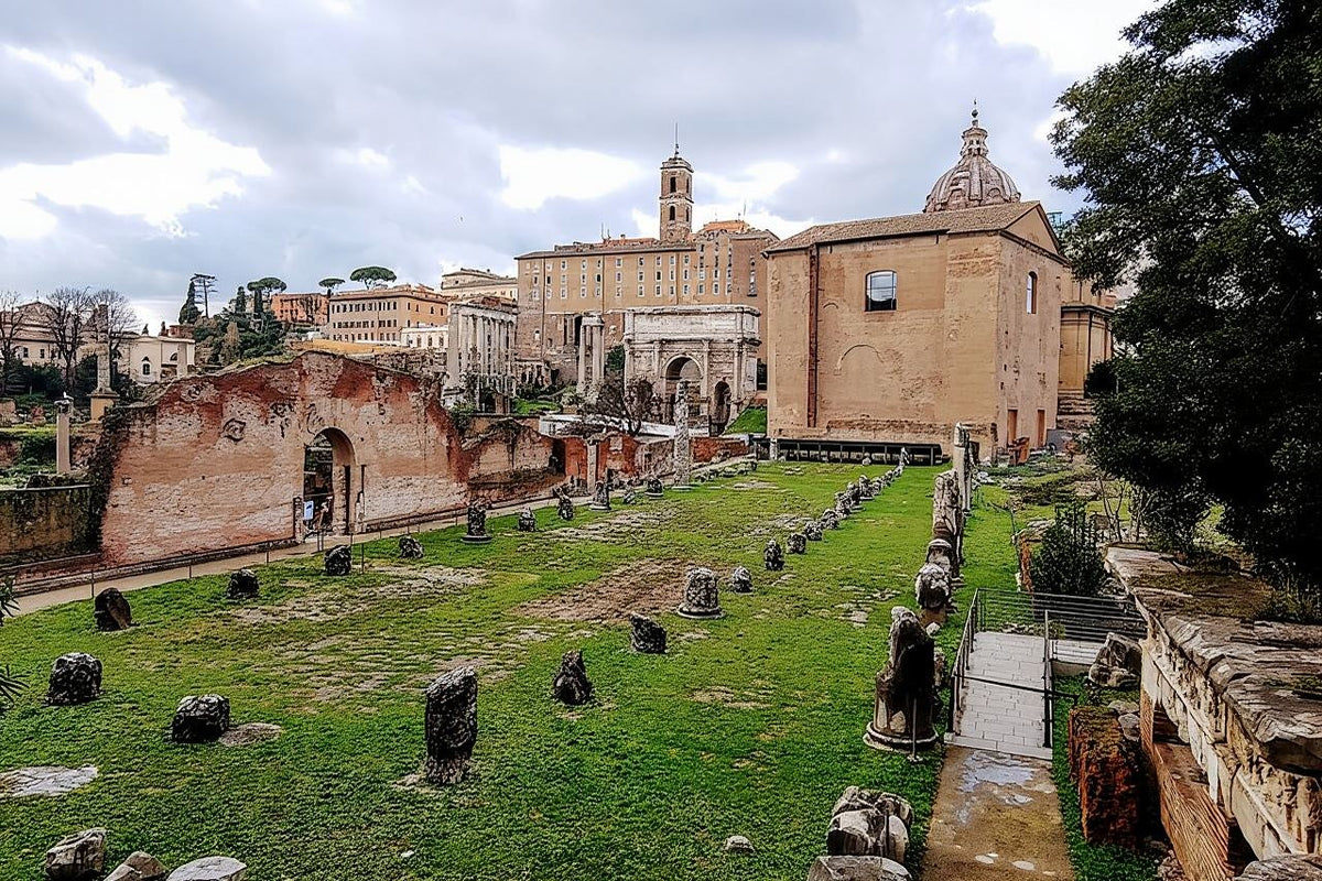 Rome Colosseum Guided Tour with Roman Forum and Palatine Hill