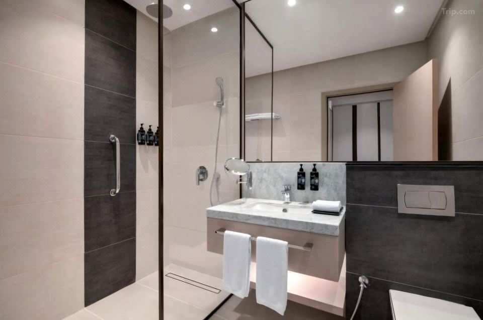 Ramada by Wyndham Riyadh King Fahd Road