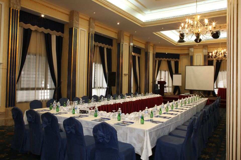 Hotels DAR AL HIJRA IC MADINAH by IHG