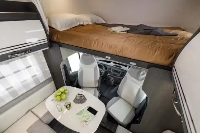booking.campervan Comfort Family 6 Automatic Select