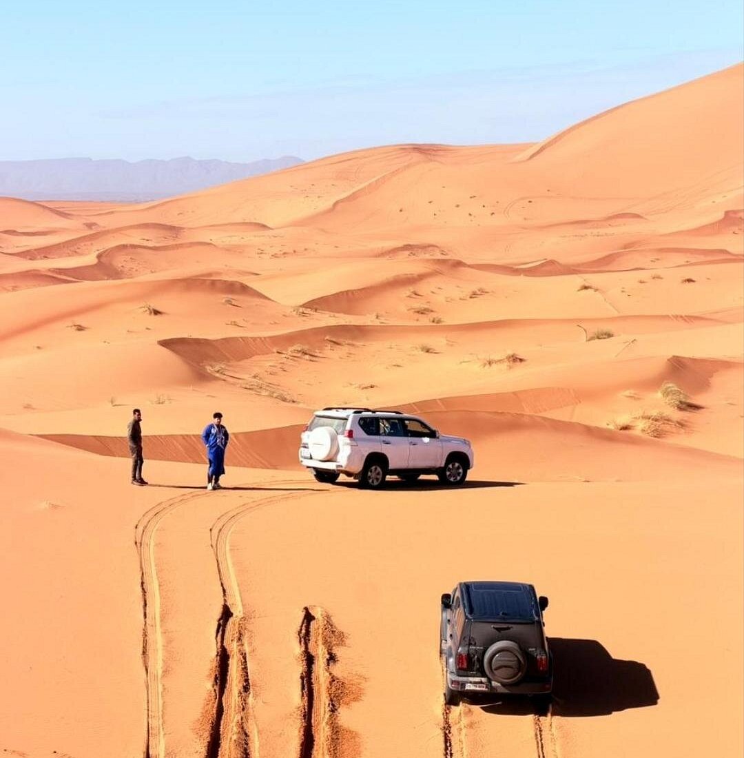 4x4 Off-Road Driving Experience Led by a Professional Desert Driver