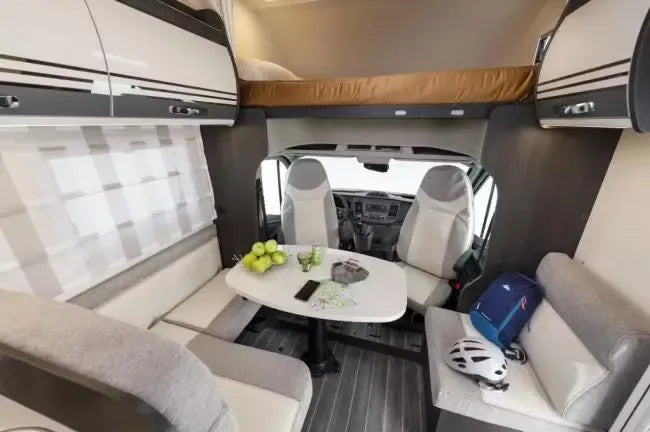 booking.campervan Comfort Family 6 Automatic Select