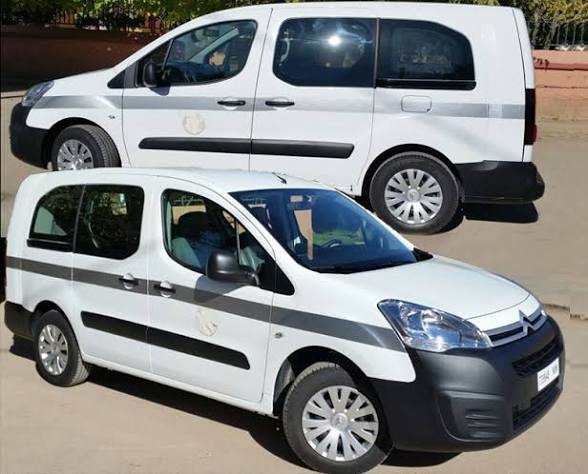 White Citroën vans with black trim and tinted windows, suitable for comfortable group travel, ideal for Private Taxi Rent.
